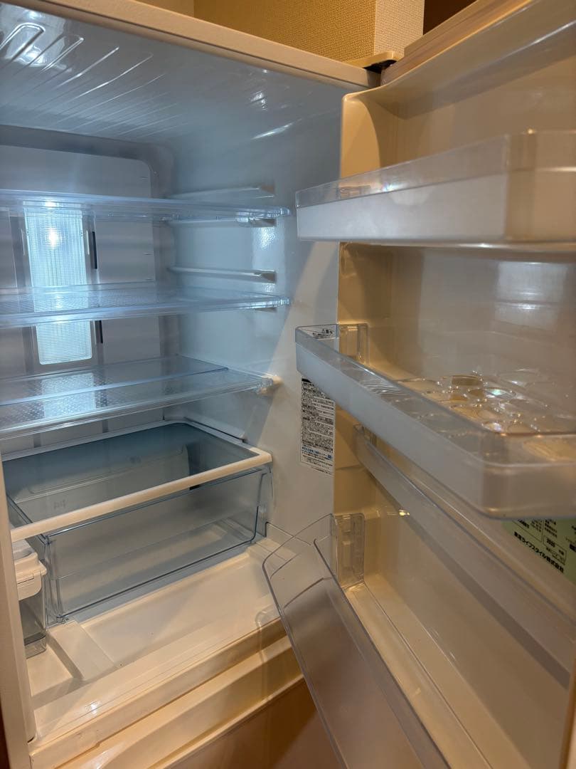 東芝　自動製氷機付　冷蔵庫　GR-R36S