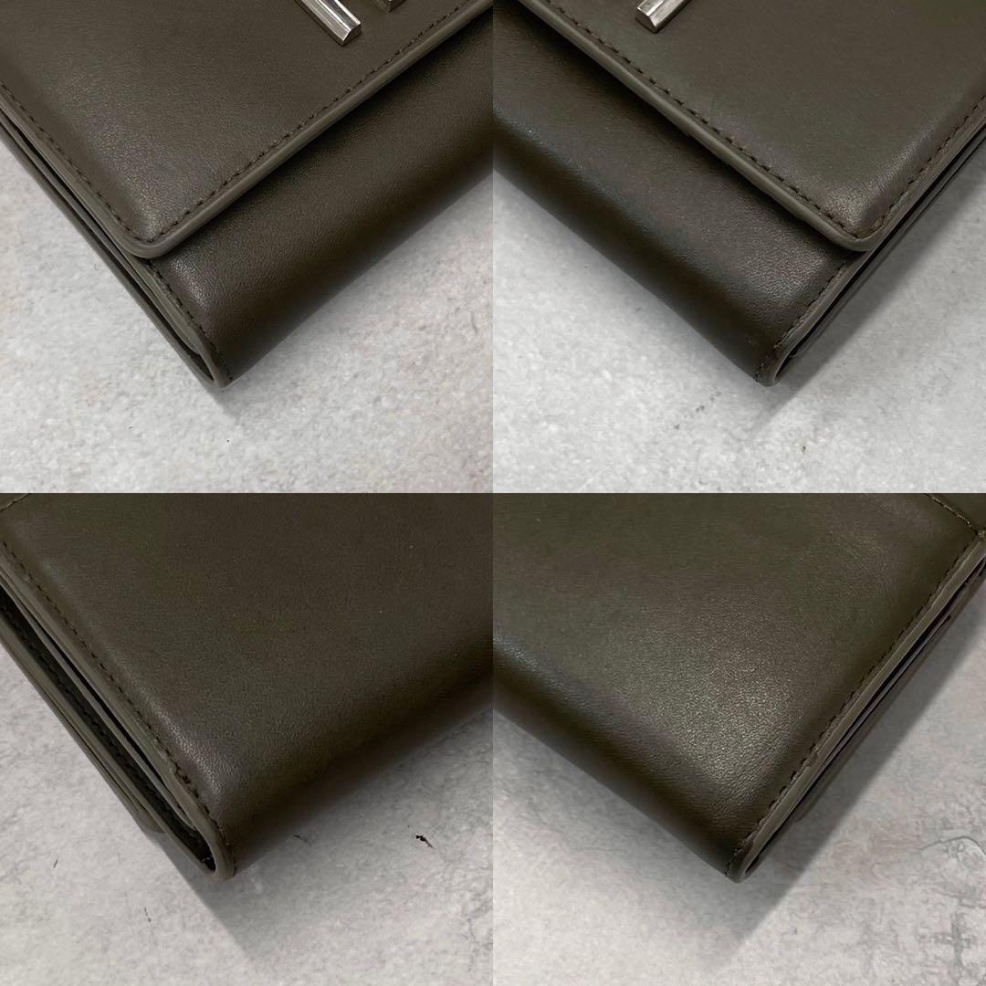 未使用級◎フルラ　ムーンコンパクトウォレット　二つ折り財布　アーチロゴ　現行ロゴ