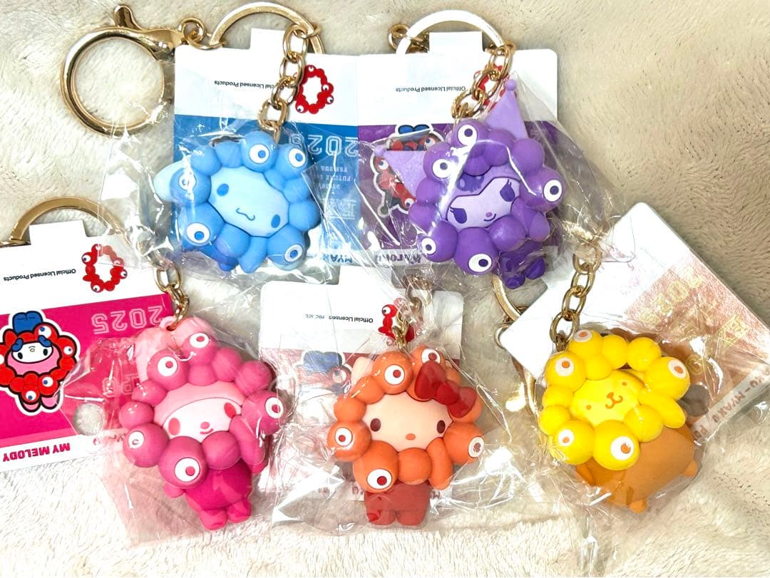 サンリオ　ミャクミャクなりきり　キーホルダー　推しカラー　5個セット