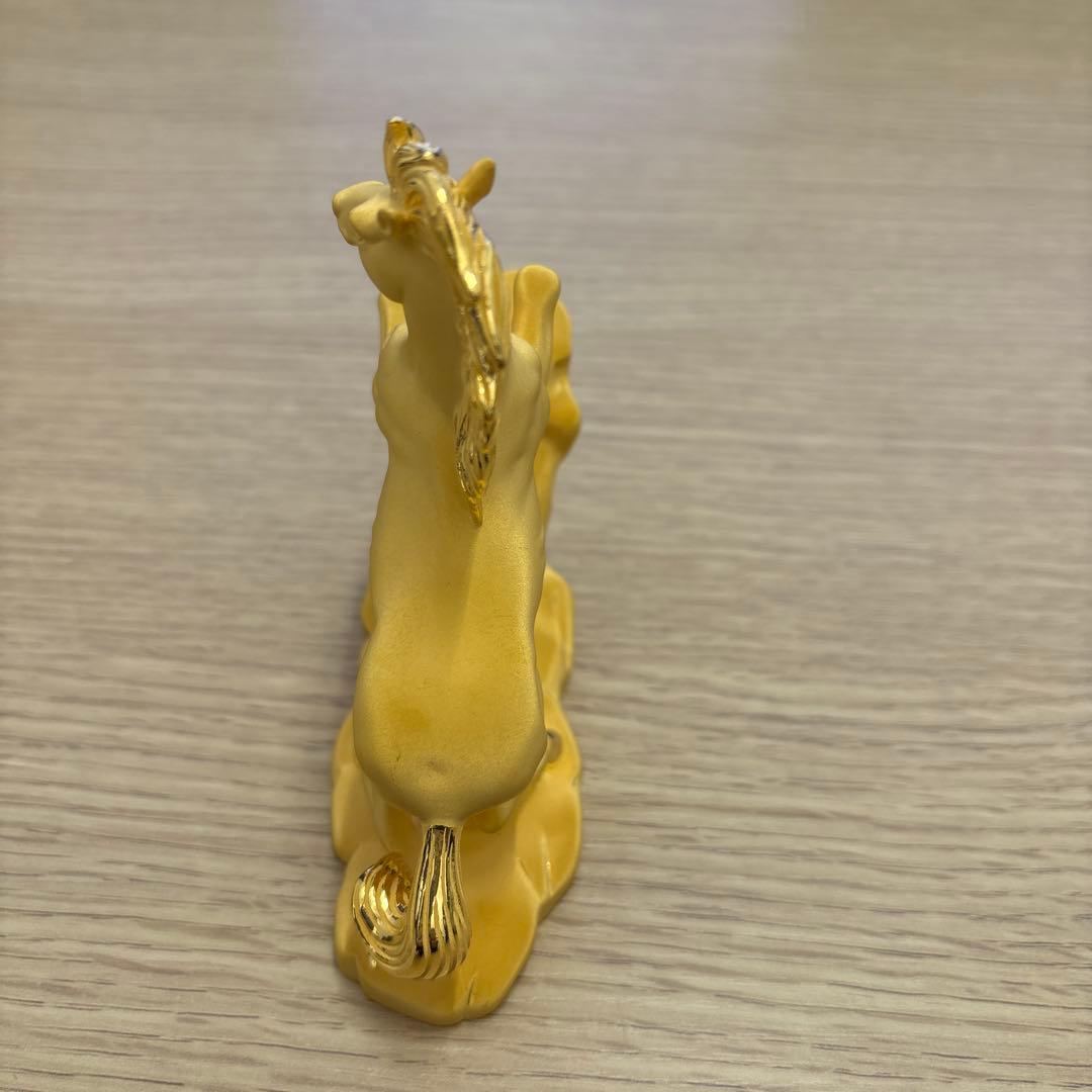 ゴールド馬の置物 約10cm