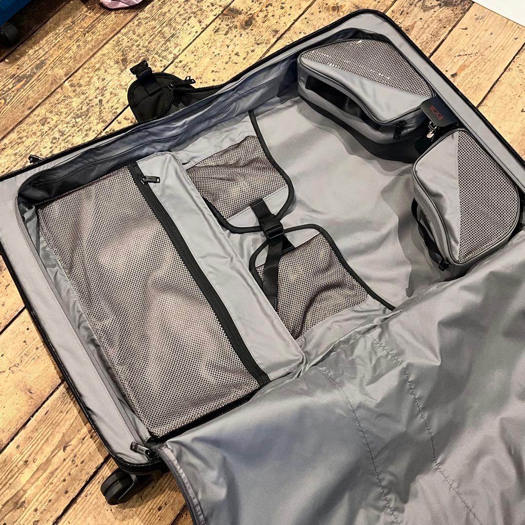 TUMI　トゥミ　キャリーケース　ガーメント　4ウィール　キャリーオン　旅行