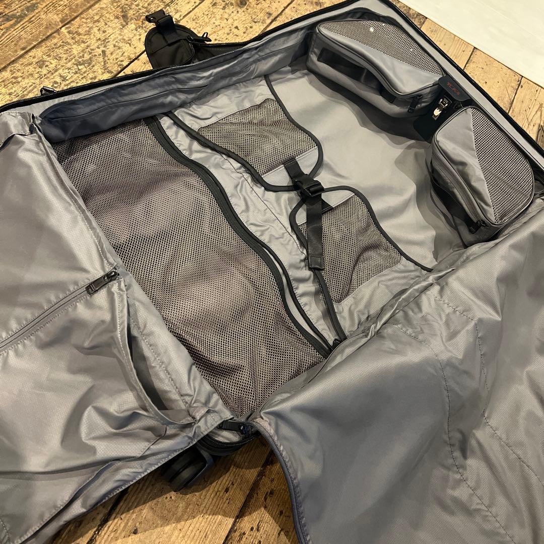 TUMI　トゥミ　キャリーケース　ガーメント　4ウィール　キャリーオン　旅行