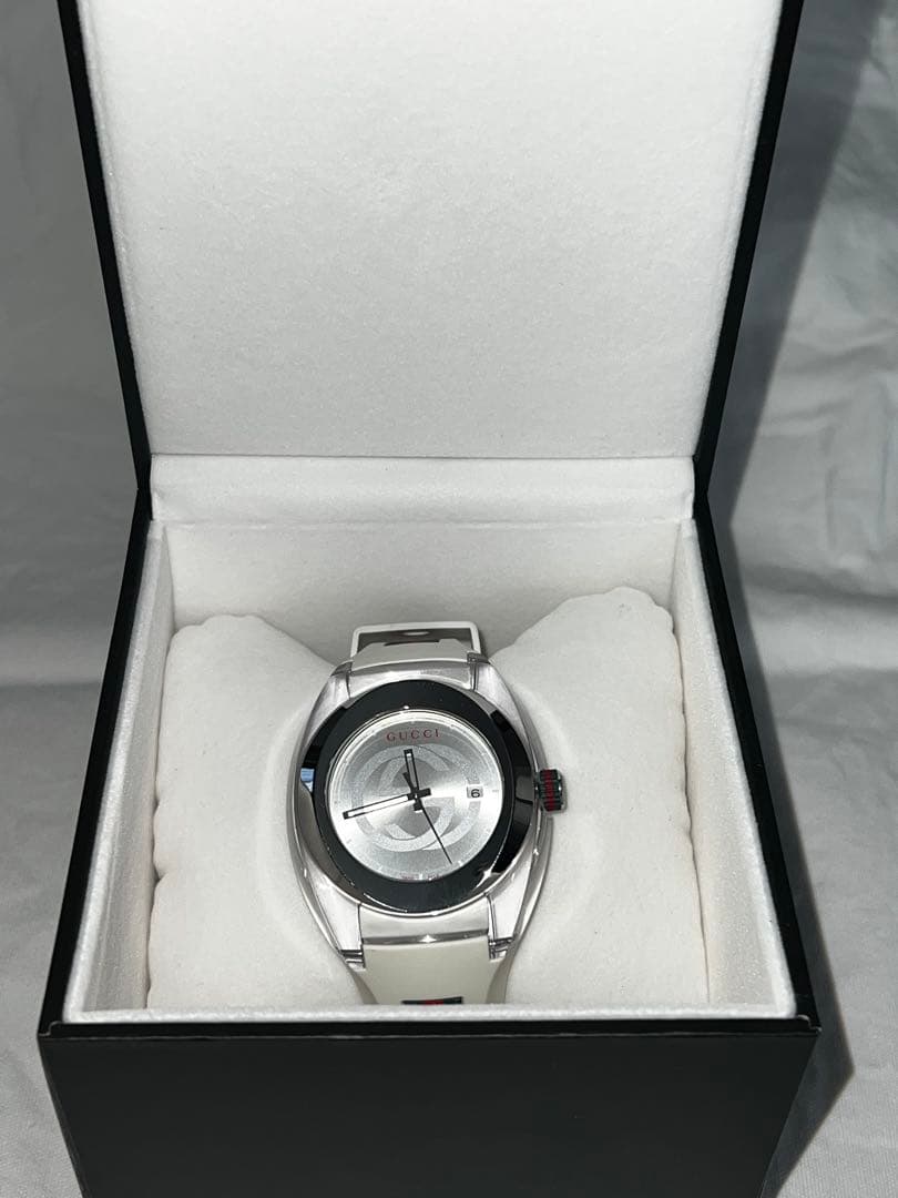 GUCCI 時計 SYNC シンク ホワイト　箱、説明書付き‼️