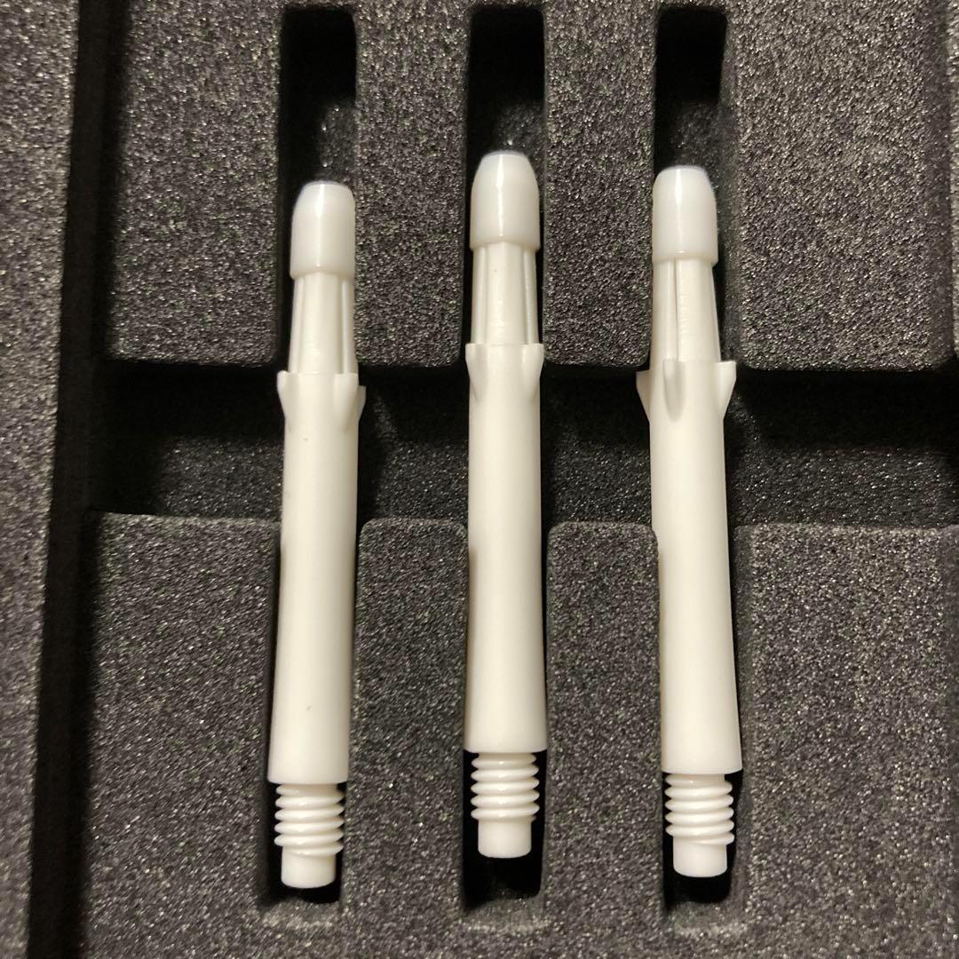 ス*侍様 新品　レア物　【ダーツライブ】物語シリーズ ダーツセット 忍野 忍ve