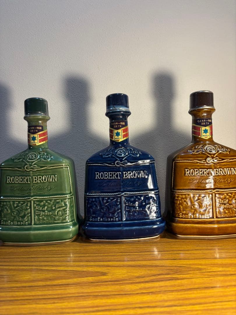 ROBERT BROWN ウイスキー 陶器ボトルセット　メモリアルボトル
