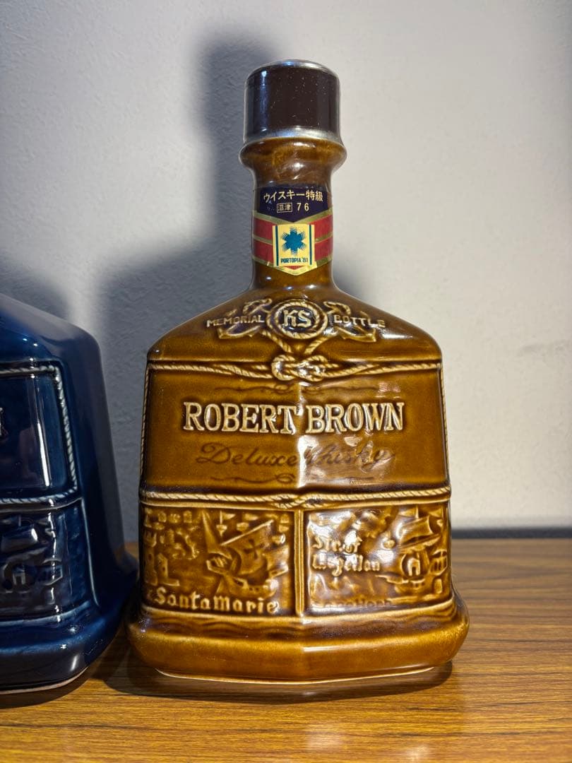 ROBERT BROWN ウイスキー 陶器ボトルセット　メモリアルボトル