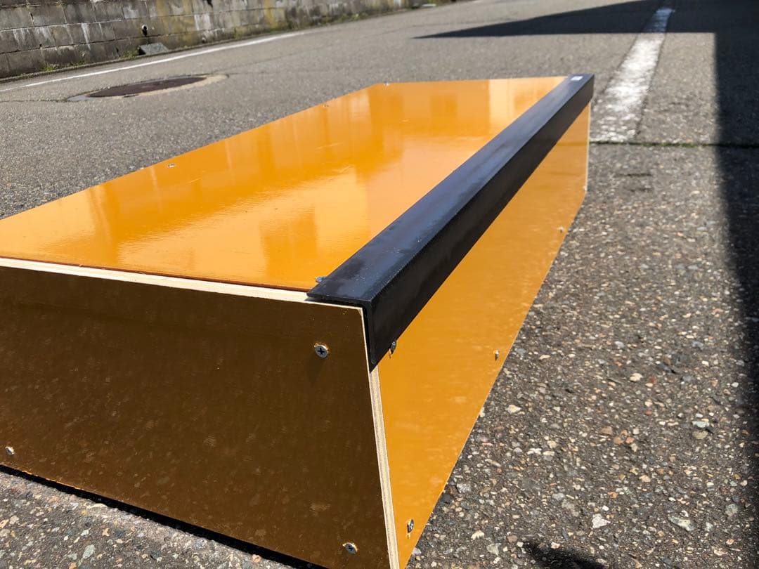 【在庫一個】スケボーセクション　カーブボックス　スケートボードパークマニュアル台