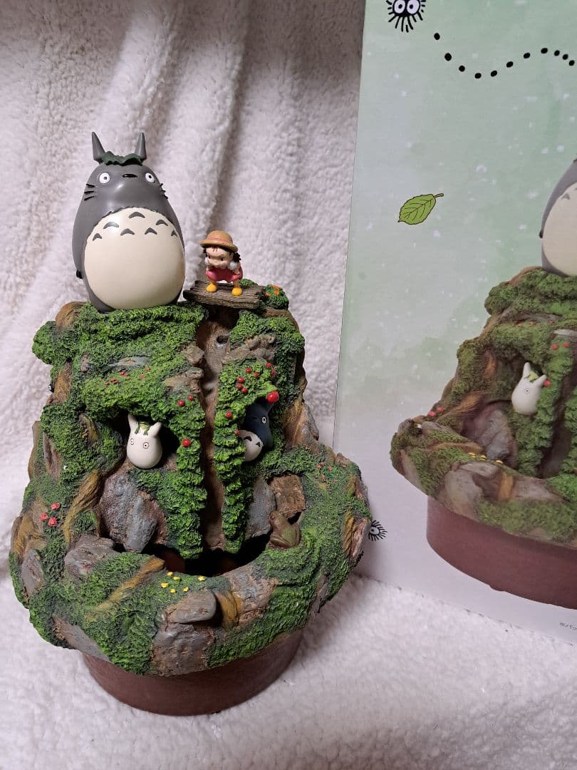 ジブリ　となりのトトロ　ウォーターガーデン　めいとトトロの川遊び