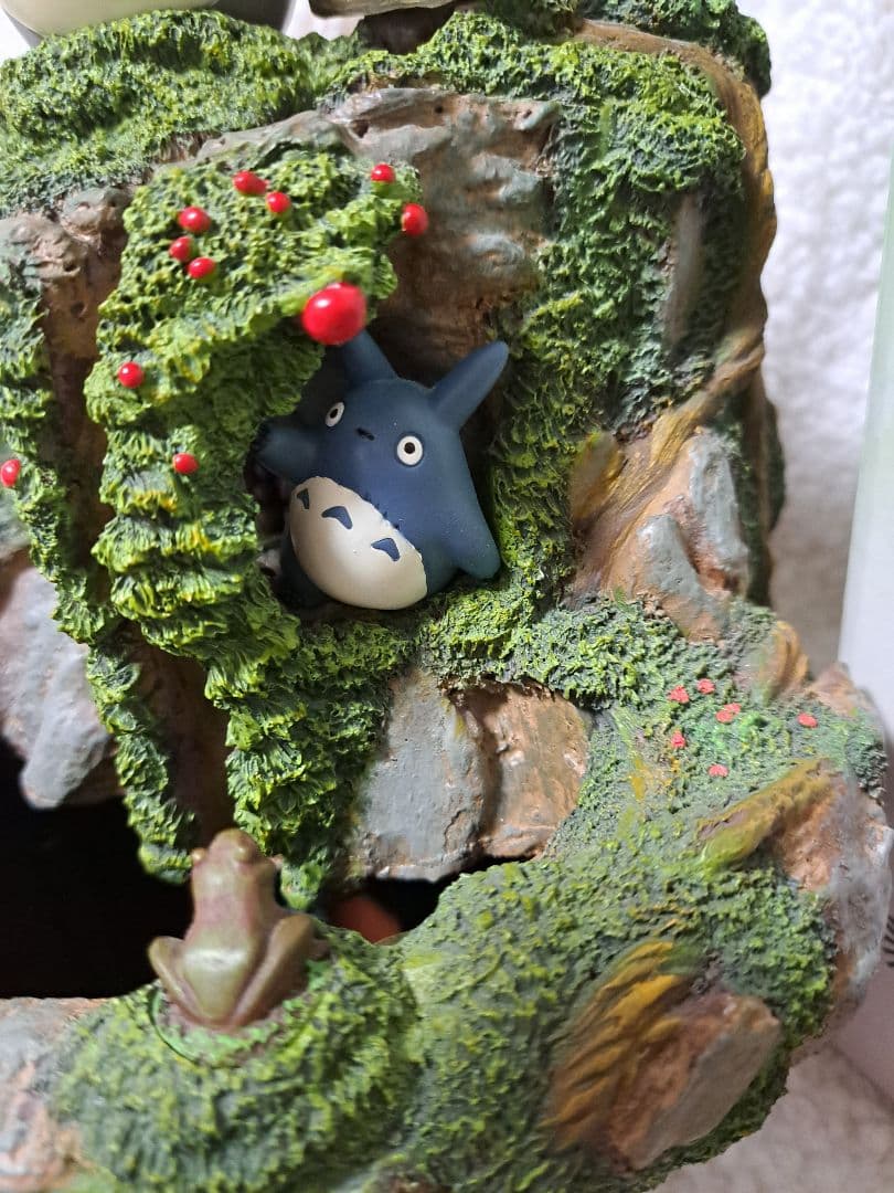 ジブリ　となりのトトロ　ウォーターガーデン　めいとトトロの川遊び