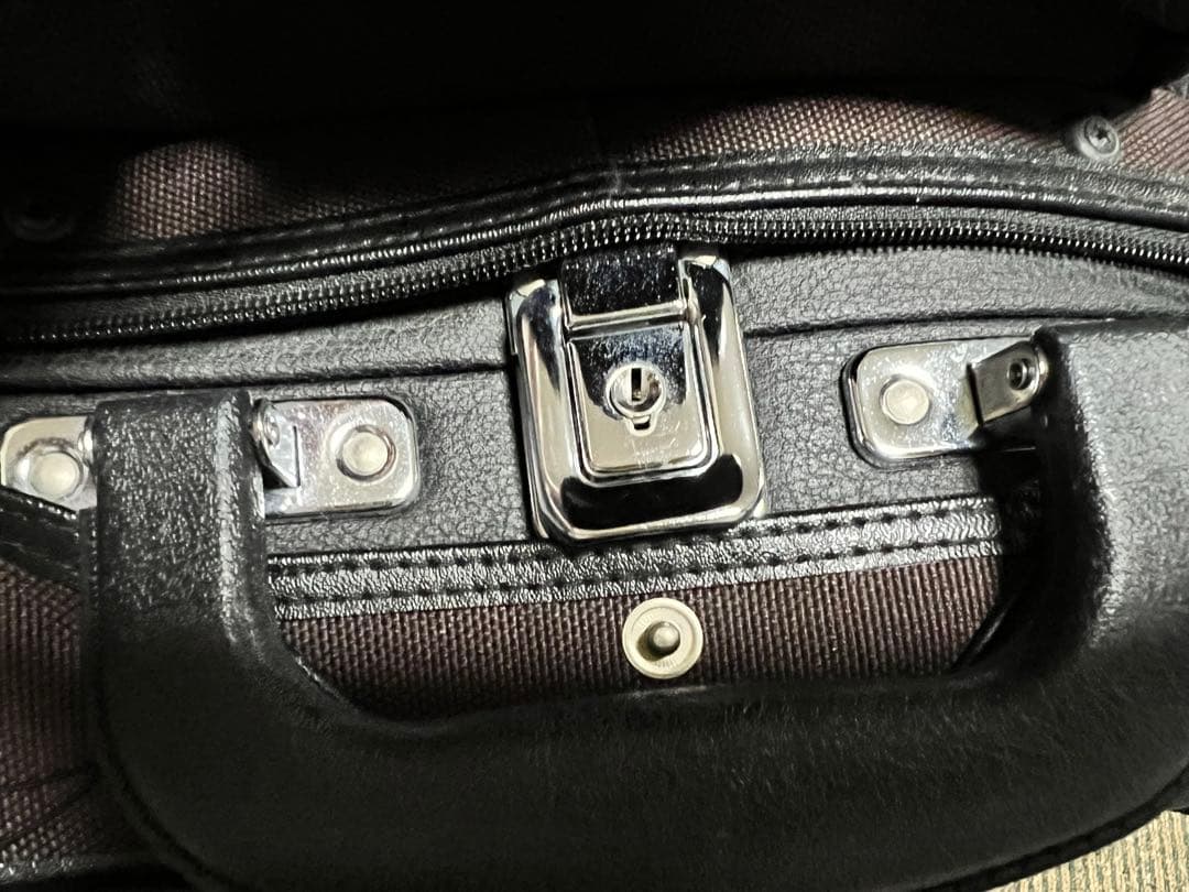 バイオリンケース東洋楽器Super-Shell 4/4 ブラウン(内側ブラック)