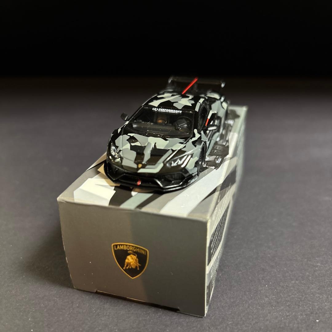 MINIGT LBWK 1/64 ランボルギーニ ウラカン カモフラージュ