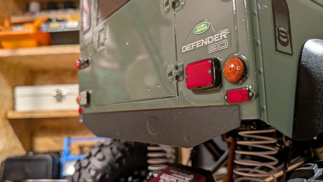 未走行タミヤCR01　ディフェンダー90　ジャングルグリーン2ウレタン塗装