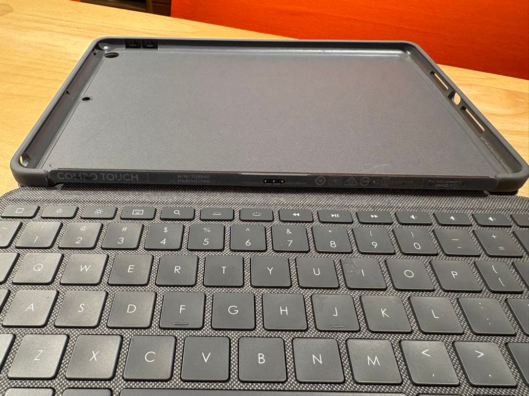 ロジクール Combo Touch キーボードケース ブラック