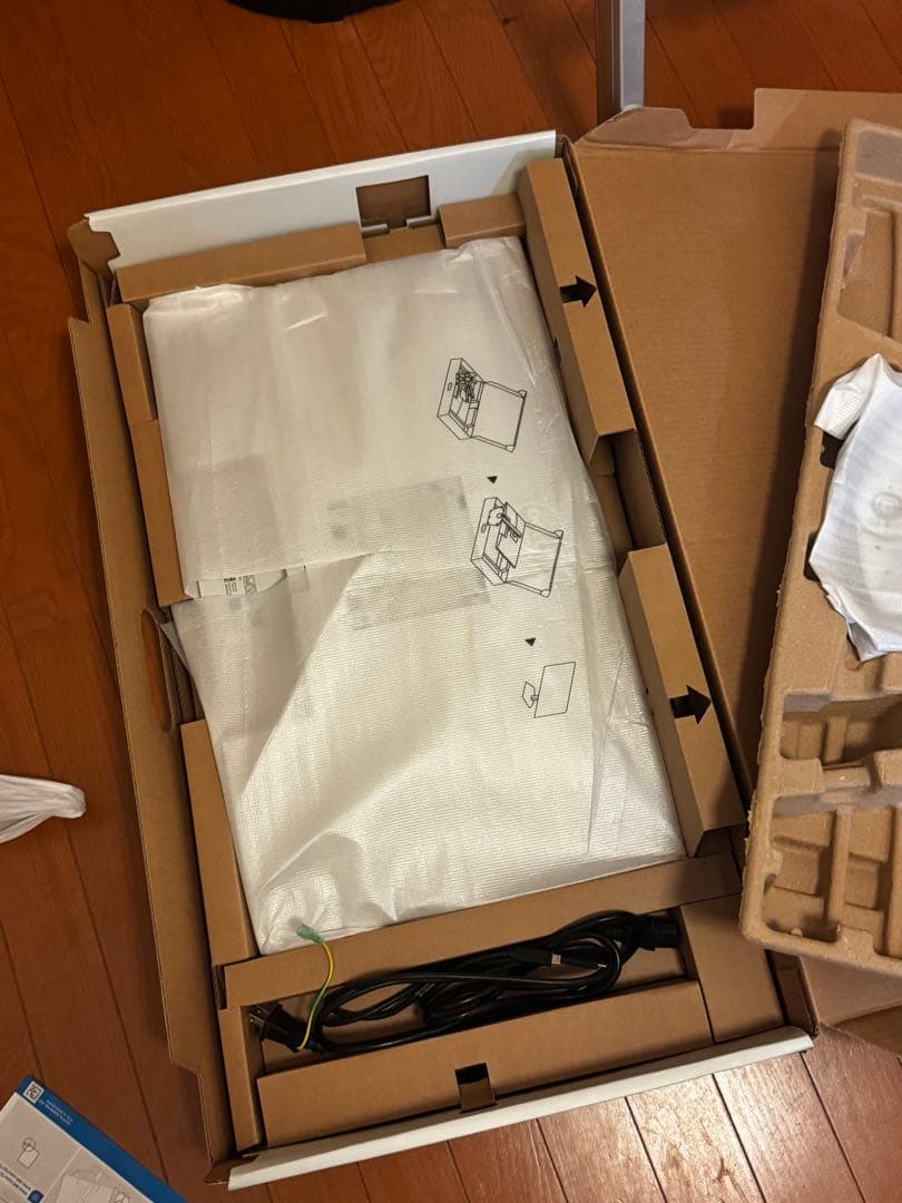 DELL モニター 本体 シルバー 台座型