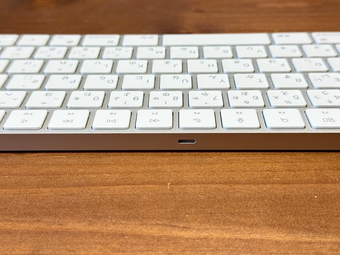 Magic Keyboard with Touch ID 日本語JIS
