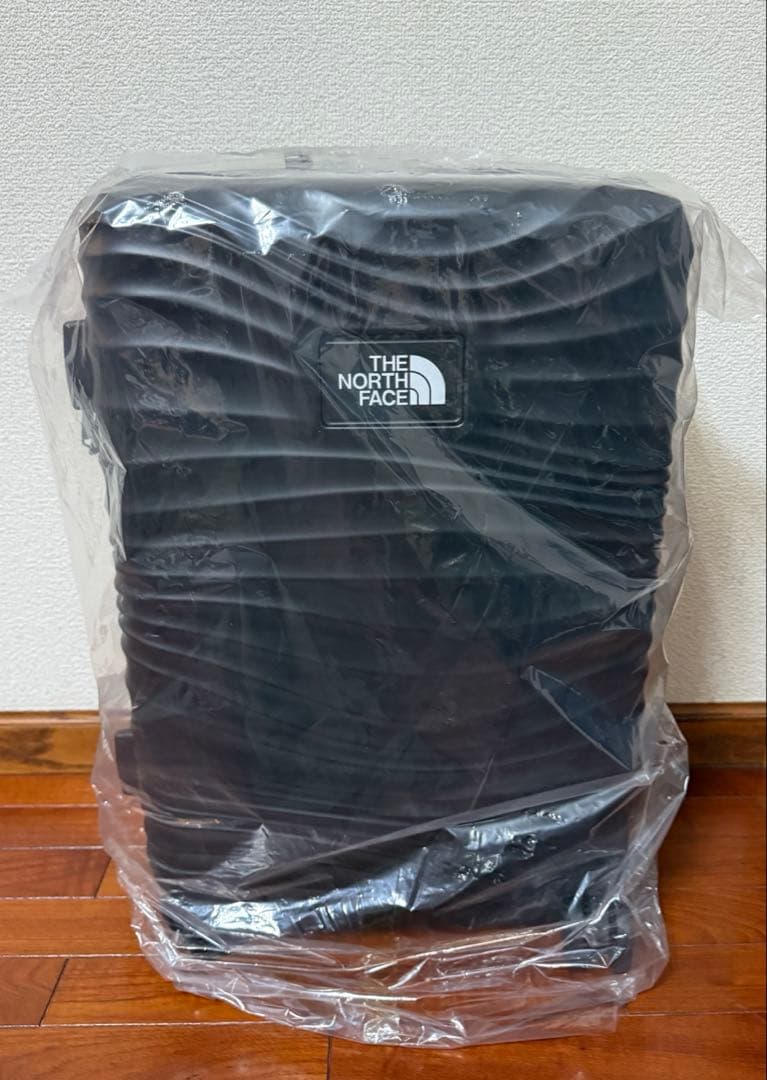 THE NORTH FACE キャリーケース　機内持込み可能　20インチ