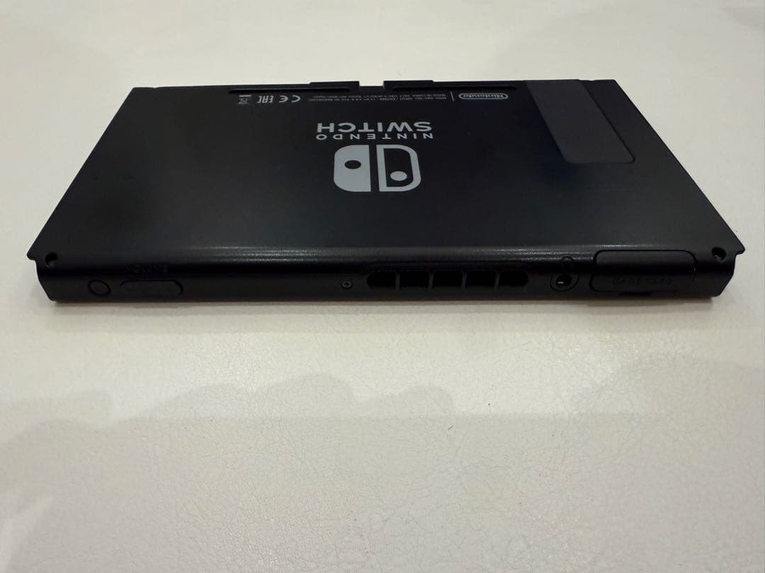 Nintendo Switch 本体 おまけ 純正ドック ジョイコングリップ