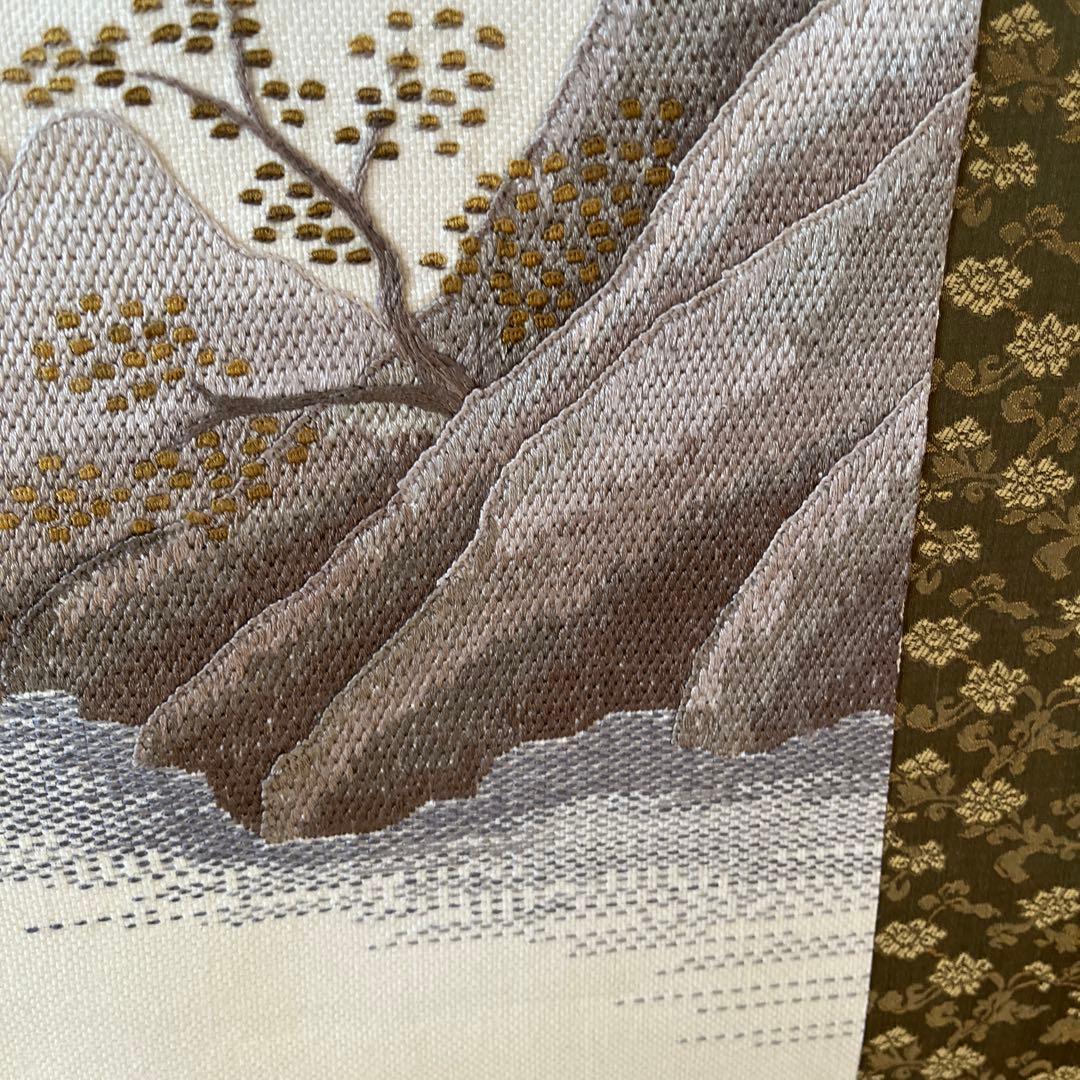 刺繍の掛軸（山水）ハンドメイド