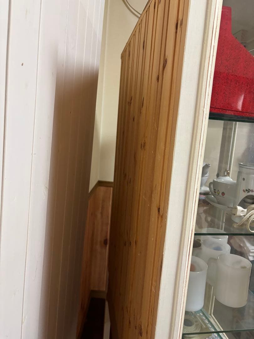 Omi　シャビーホワイトな医療棚風キャビネット