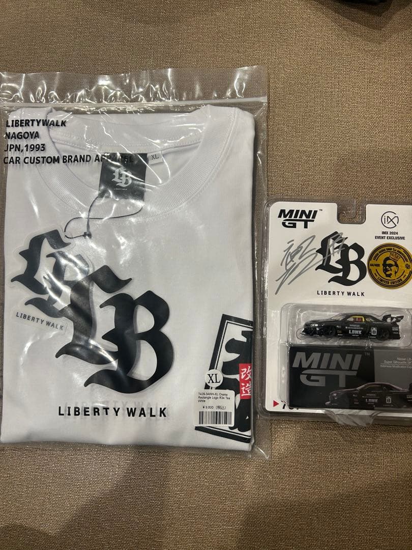 Liberty Walk 1周年記念　ミニカーサイン入り　Tシャツ XL