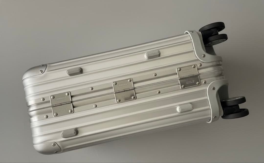 RIMOWAリモワ トパーズ スーツケース 45L アルミニウム