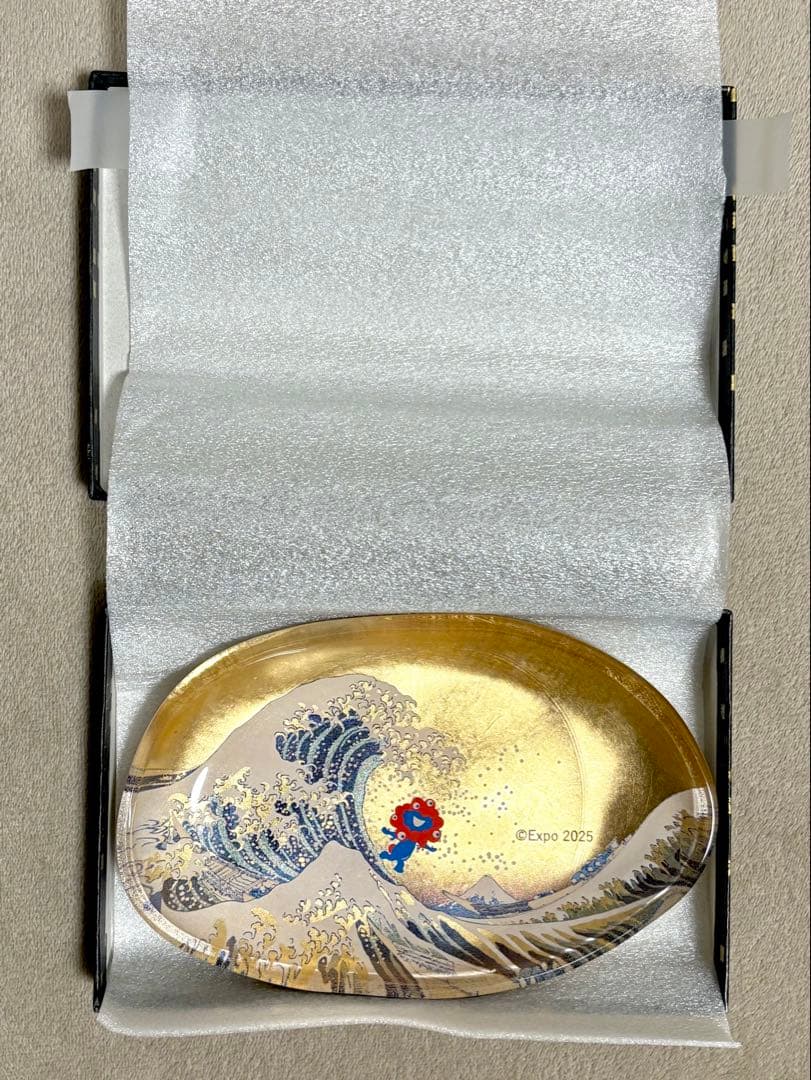 【新品未開封】大阪関西万博 ミャクミャク 箔一 箔名画 ガラストレー　小皿