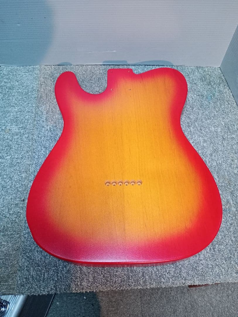 テレキャスボディ チェリーサンバースト フルラッカー塗装 2.07kg