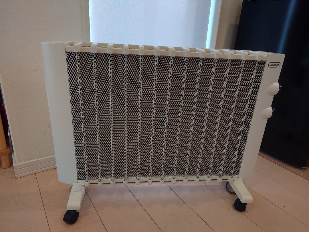 DeLonghi HMP1200J-WH 電気ヒーター 1200W