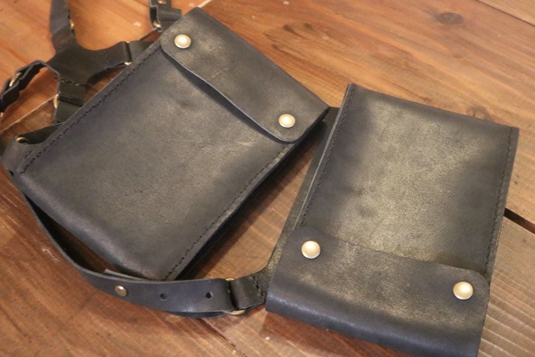 に*ろ様 【ダブル】ショルダーホルスターバッグ　牛本革　ホルスター　ショルダーバ