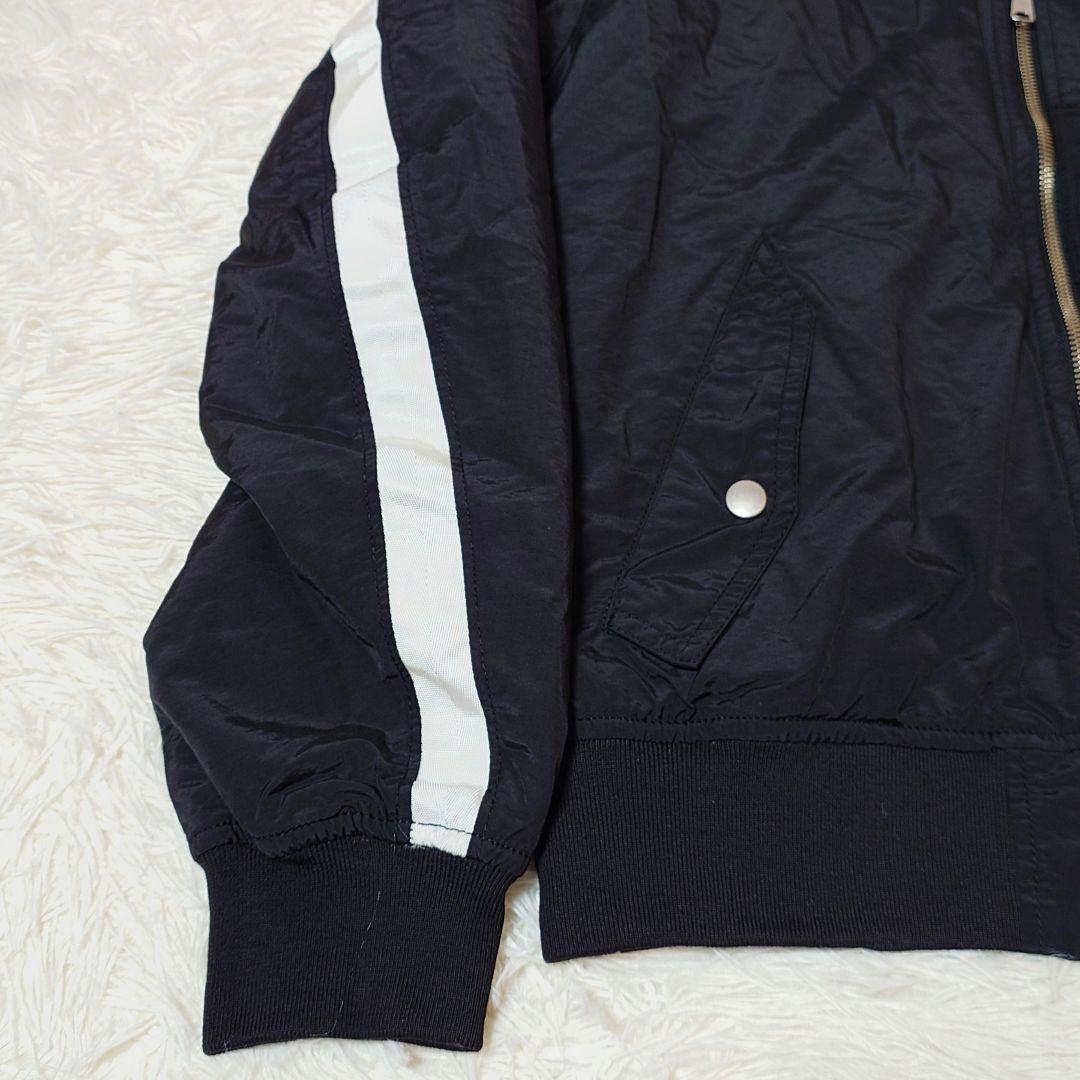 ONE OK ROCK【M】Ambitions 2017 ブルゾン MA-1 黒