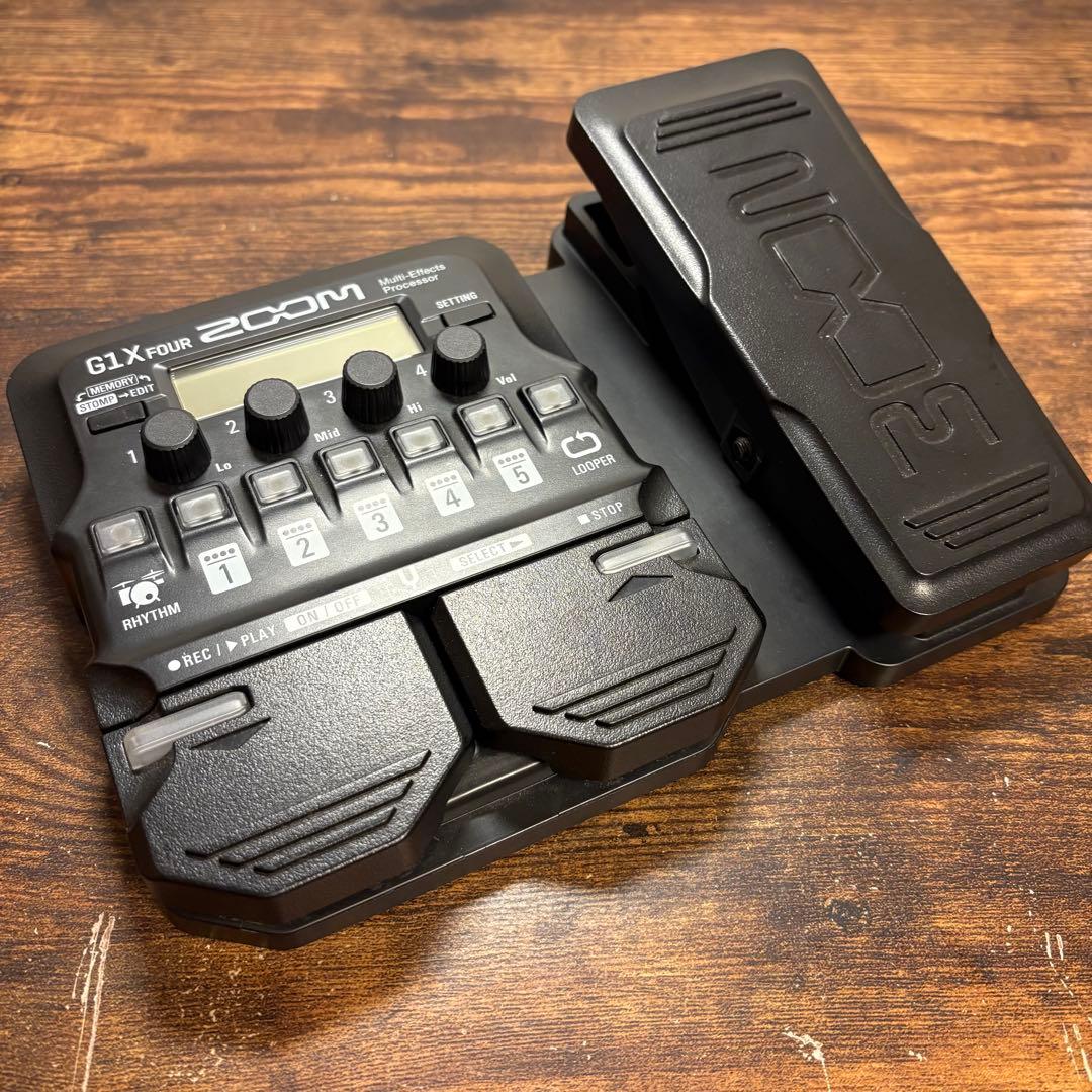 ZOOM G1X FOUR マルチエフェクター 本体のみ