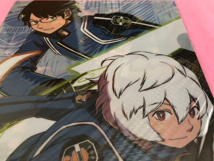 ワールドトリガー キラキラ　クリアファイル　チケットサイズのクリアファイル