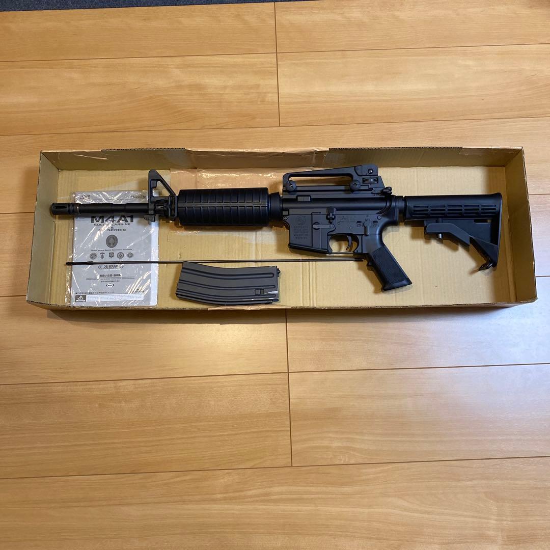 東京マルイ M4A1カービン 18歳以上次世代電動ガン