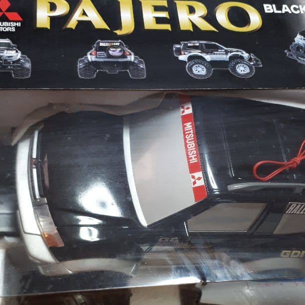 PAJERO　ラジコン　新品未使用