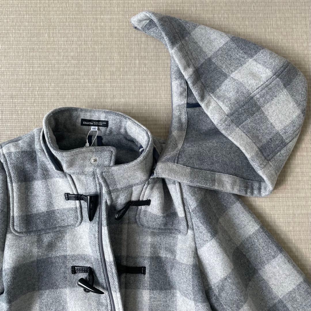 新品タグ付きBEBE べべ140 ダッフルコート　グレーチェック未使用ウール