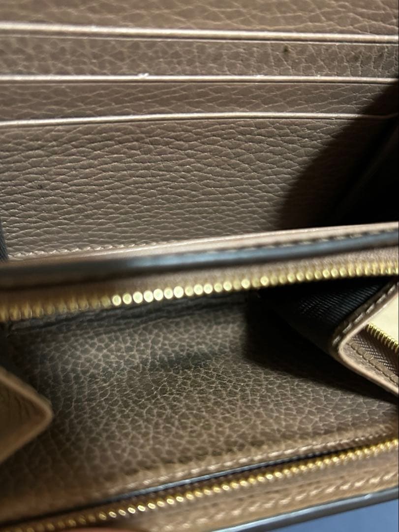 今週末までのお値段です！GUCCI ミディアム ウォレット　定価82,500円