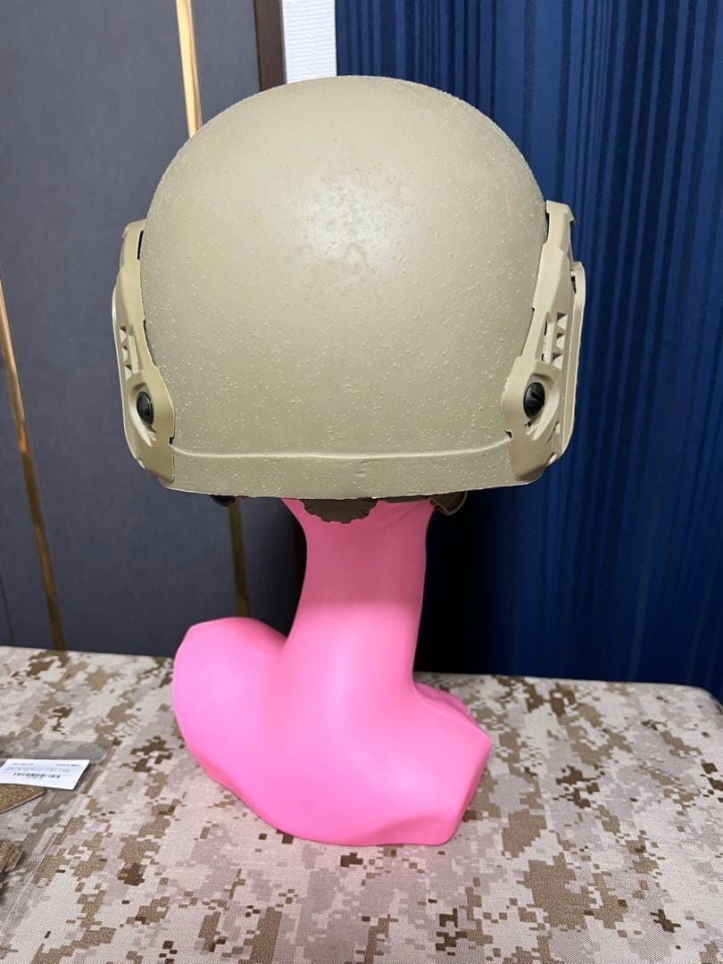 レプリカ　FTHS ヘルメット　TAN Lサイズ　ops core CAG 米軍