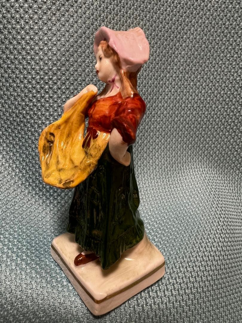 ドイツ製 sitzendorfフィギュリン 骨董1940年代希少陶器人形状態が良