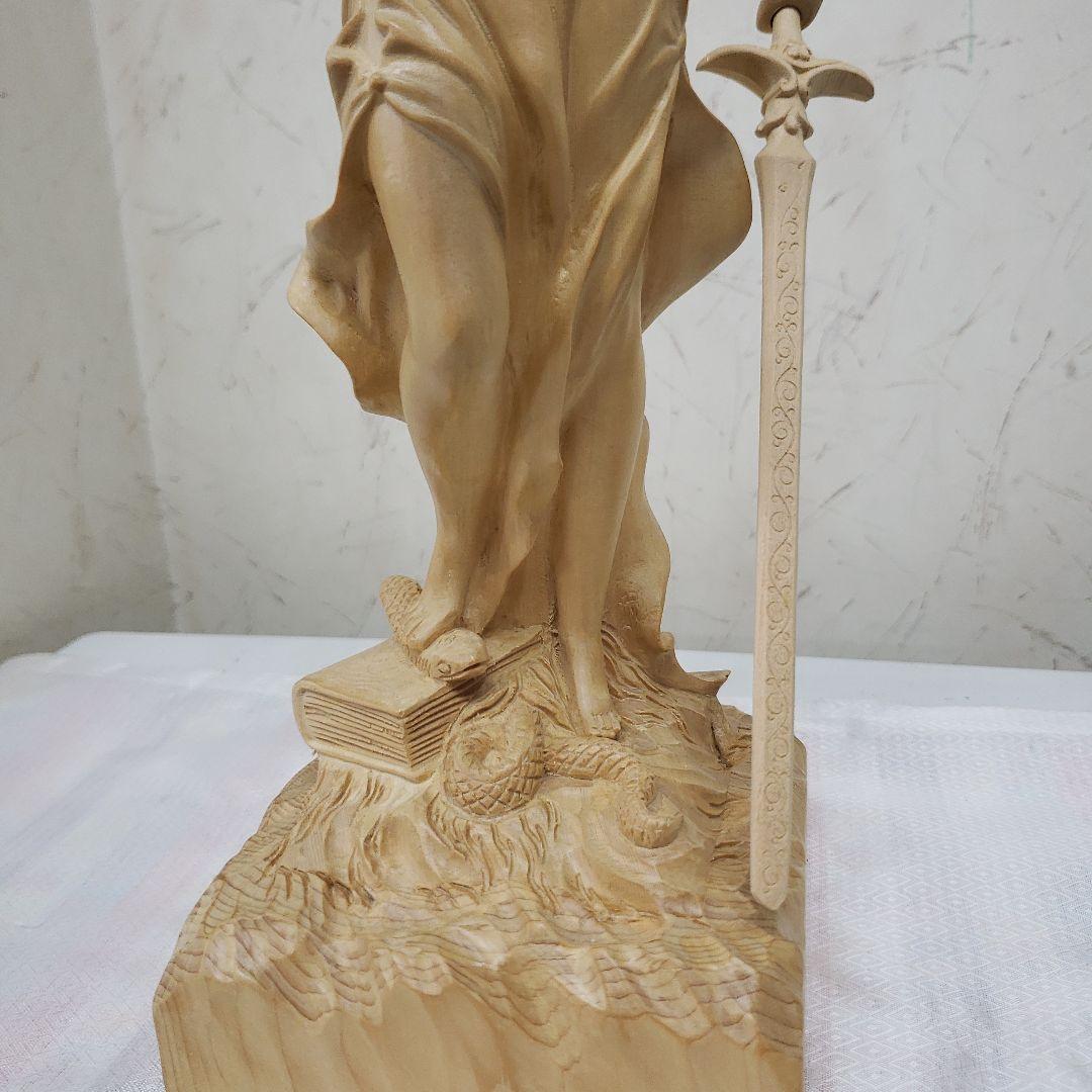 Ｂフライデー蔵出特価希少彫り裁判所のシンボルヒバ材 正義の女神像ユースティティア