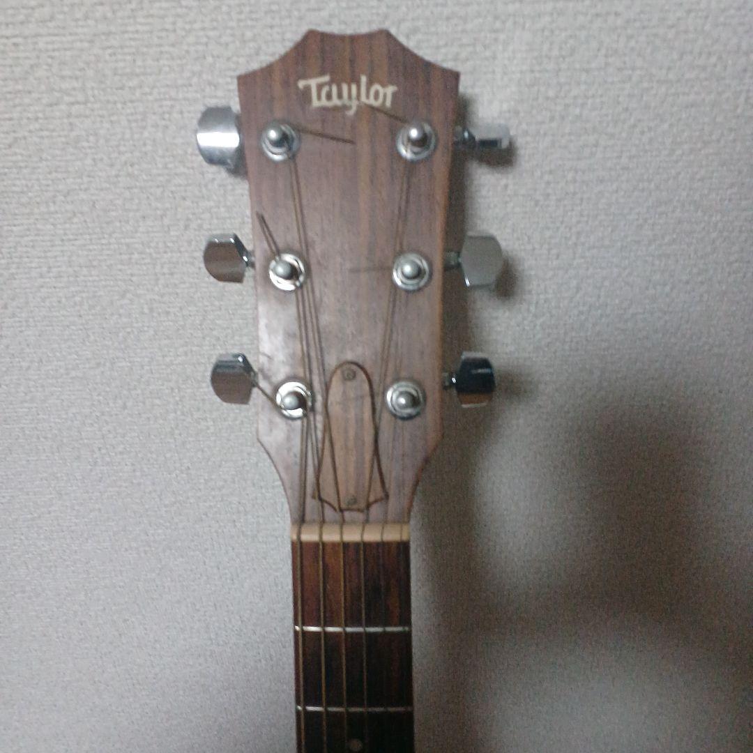 Taylor アコースティックギター114e