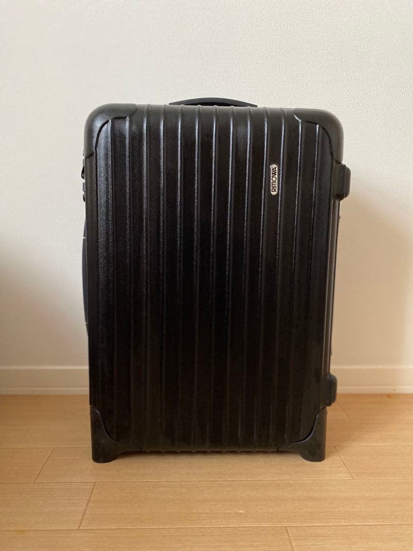 RIMOWA リモワ　希少　2輪　機内持ち込み　マットブラック