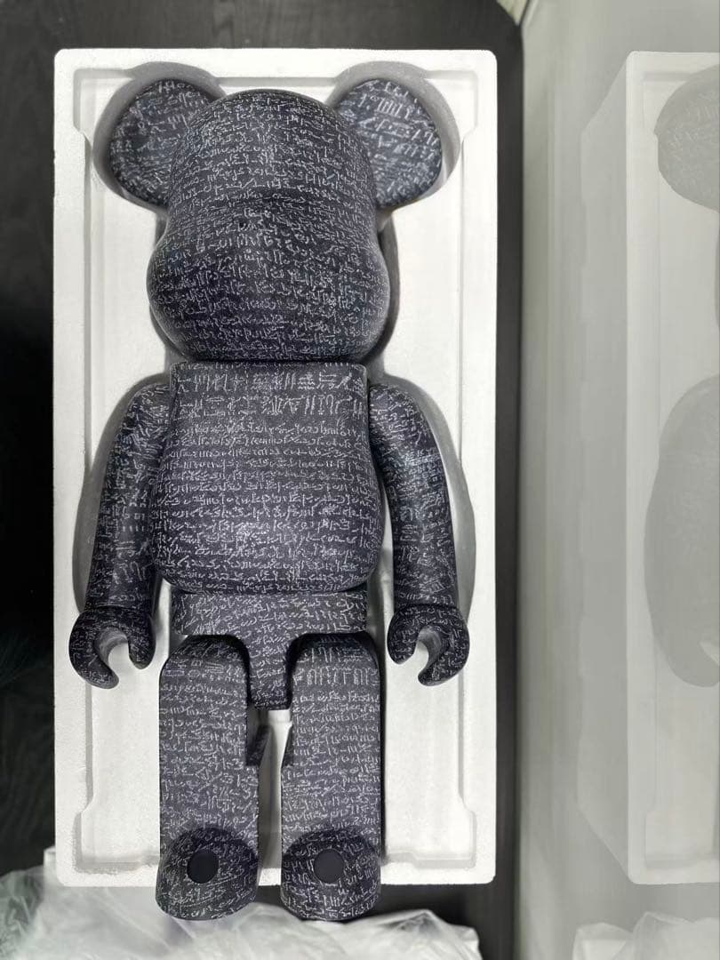 BE@RBRICK \"The Rosetta Stone\" 1000％