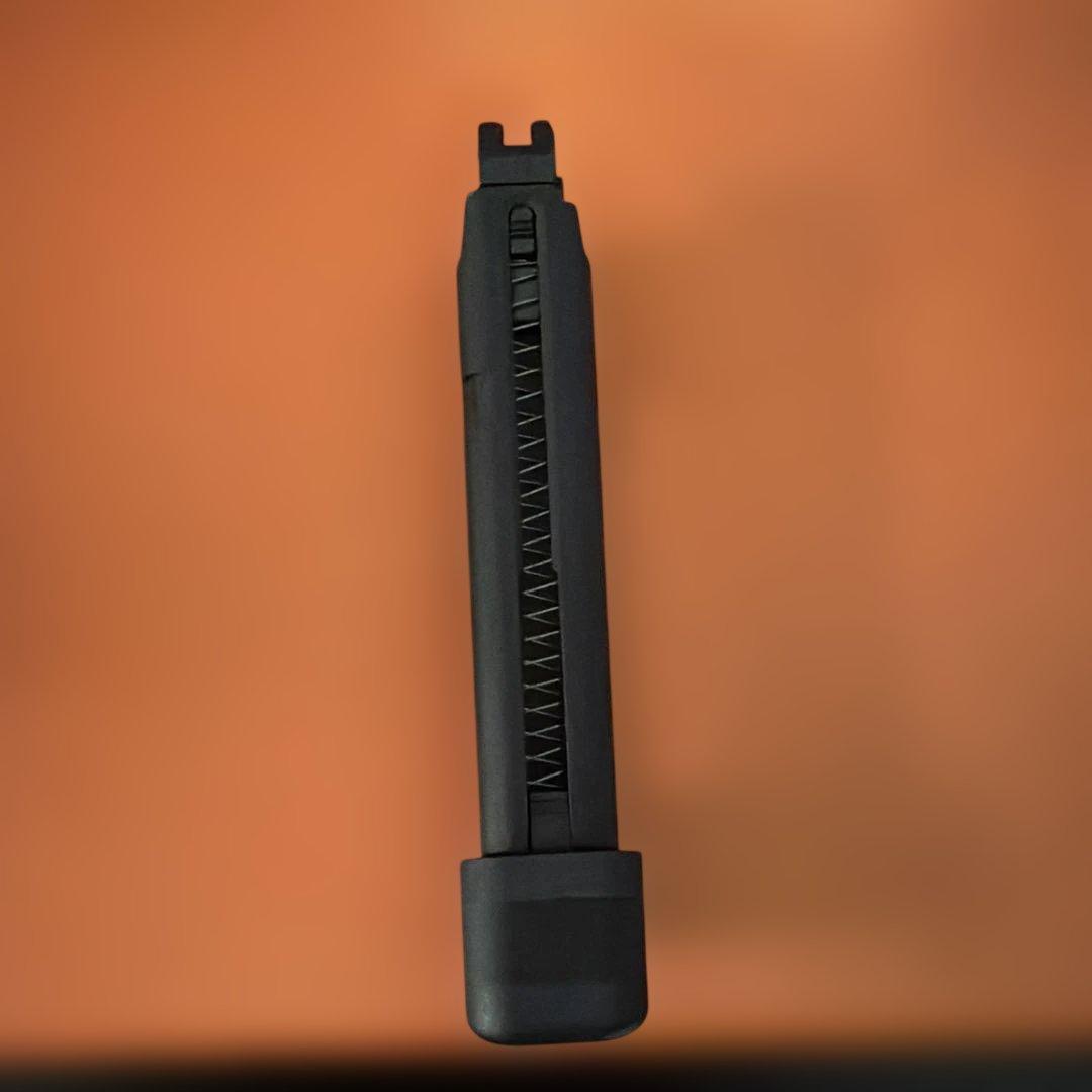 Carbon8 STRIKER9 CO2ガスガン