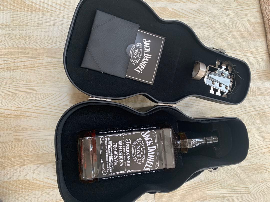 ジャックダニエル　ギターケース入
