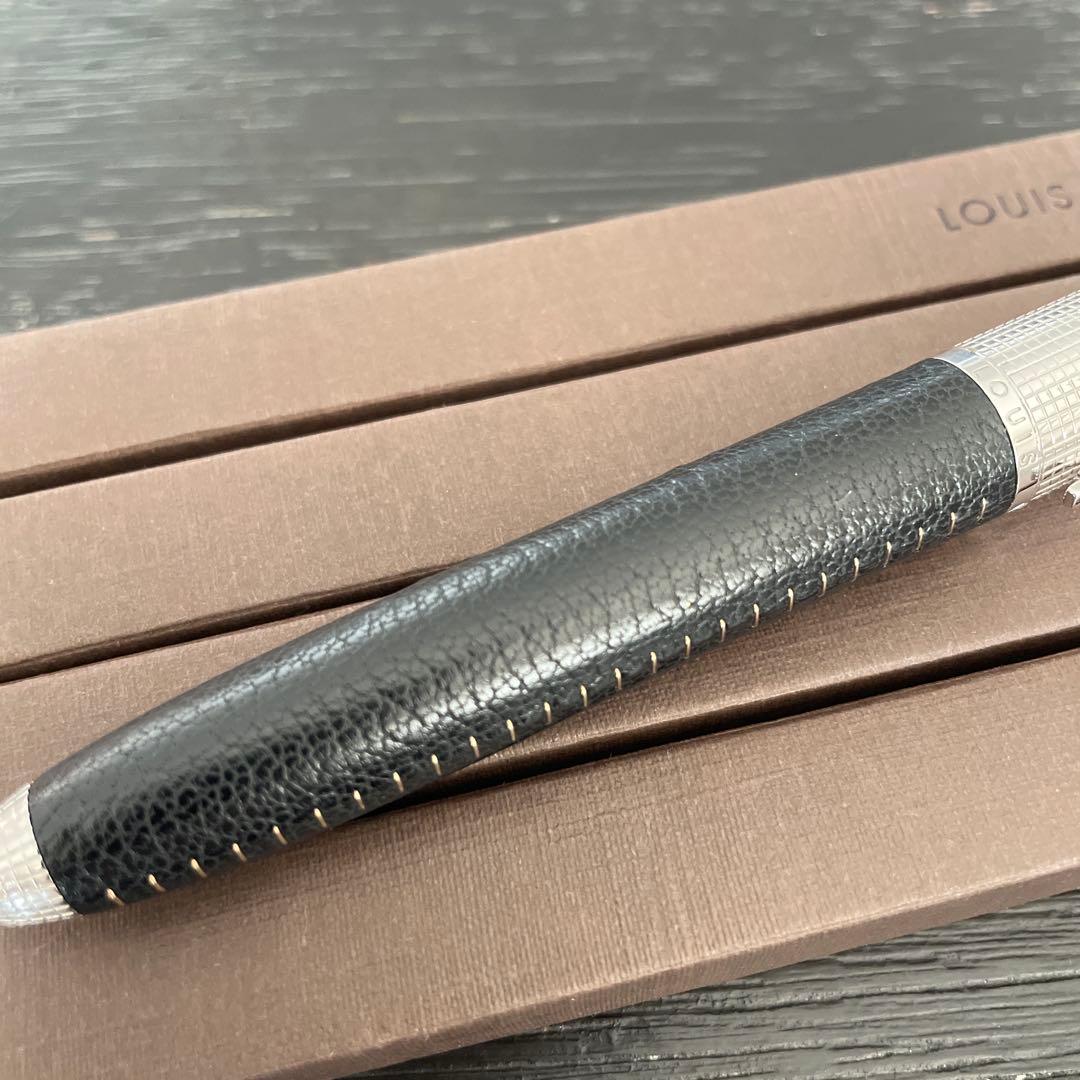 LOUIS VUITTON ルイヴィトン ドックキュイール レザー・替芯4本付き