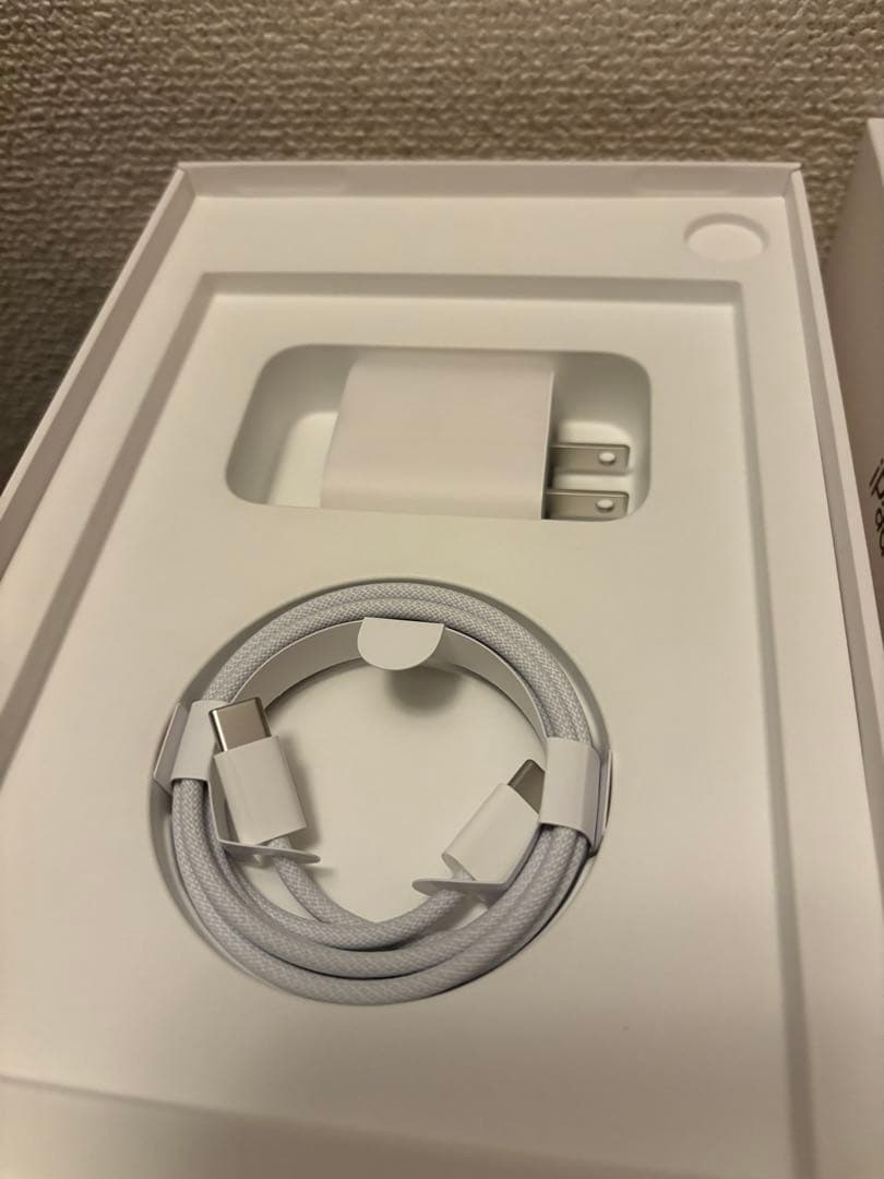 【最終値下げ】iPad mini7 Wi-Fiモデル バッテリ100%