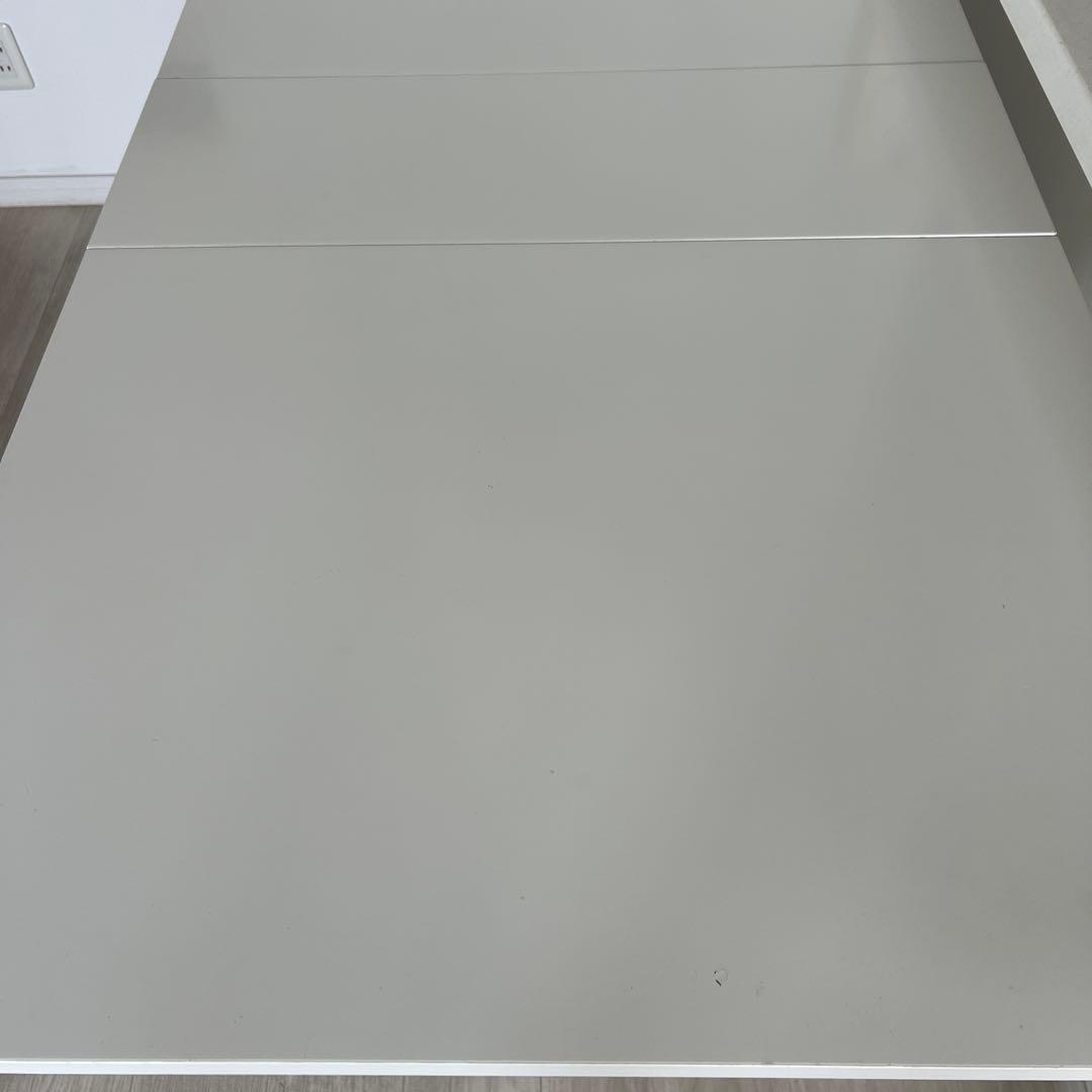 ホワイト ☆IKEAダイニングテーブル