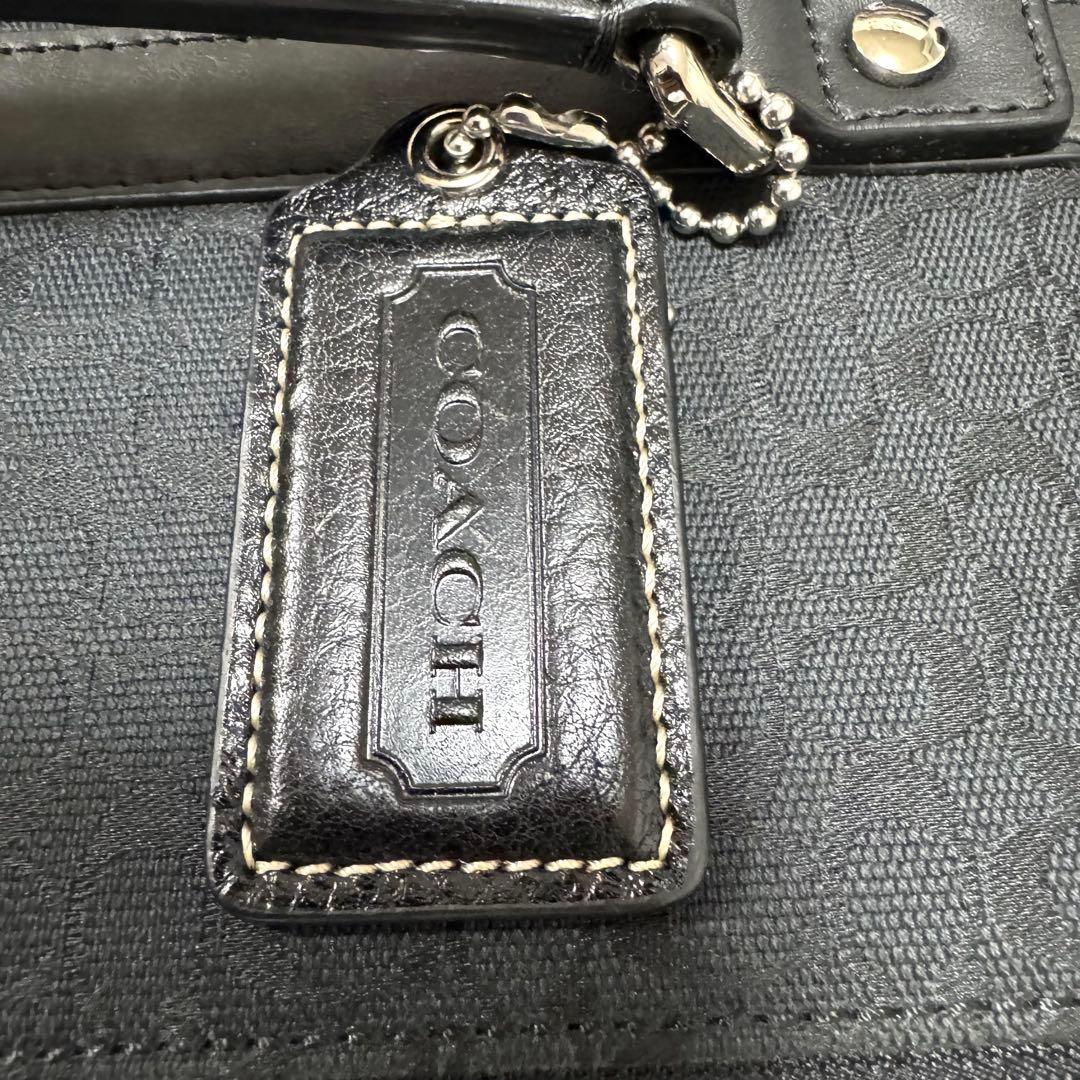 美品 COACH キャリーケース シグネチャー プレート チャーム付 黒