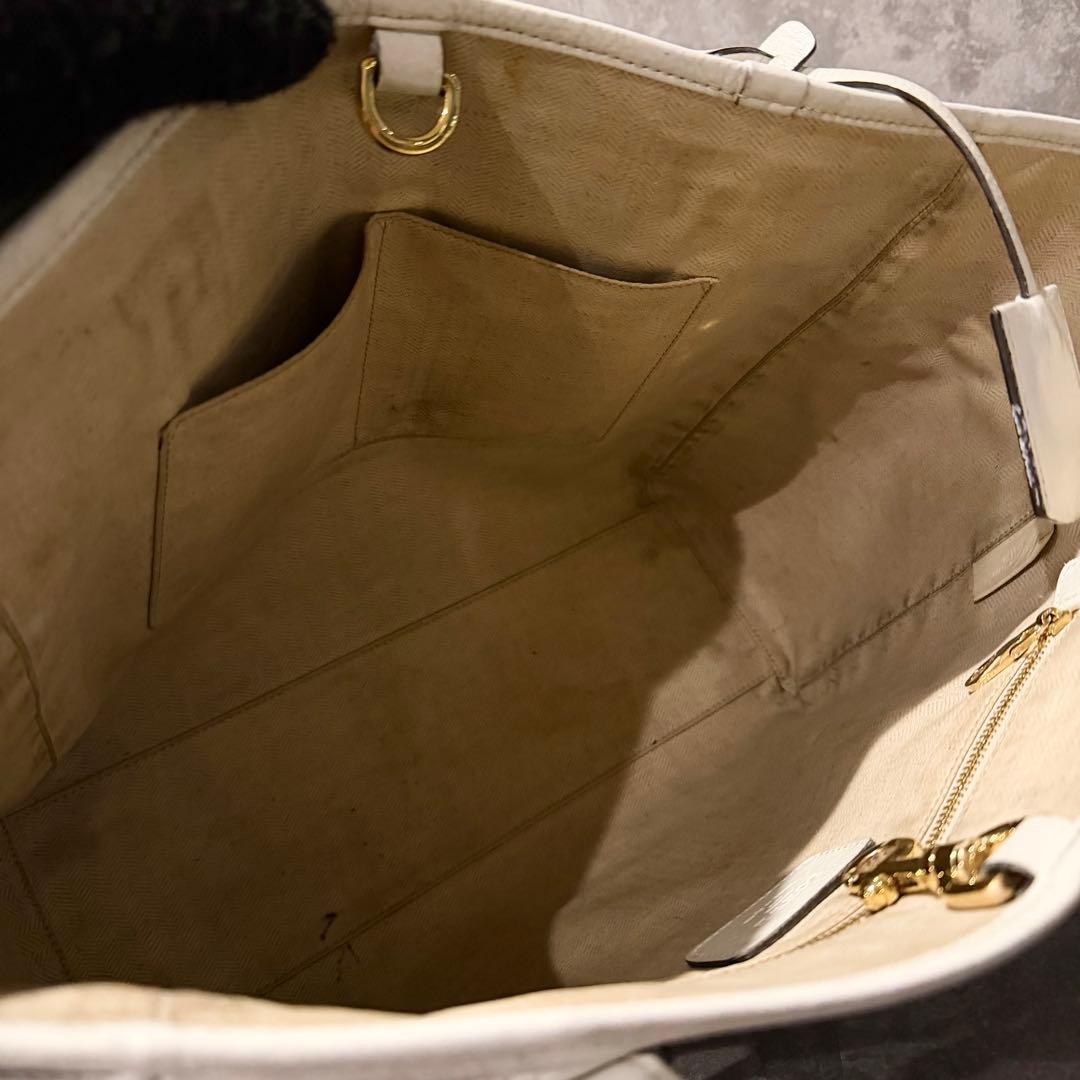 ⭐️ロエベ⭐️ヘリテージ レザー トートバッグ ホワイト ロゴ型押し