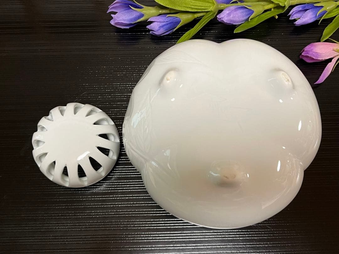 (ト14) 平戸焼 [十五代 中里茂右衛門] 香爐　白磁　茶道具